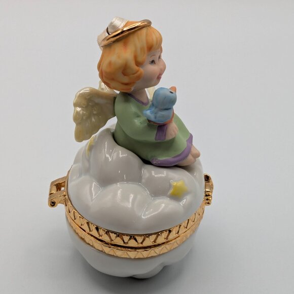 Hallmark Keepsake Little Cloud Keeper 1999, Fine Porcelain Hinged Box Ornament - Picture 3 of 11